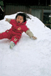 雪のすべり台