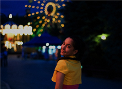 夜景も人物もくっきりキレイ「くっきり夜景ポートレート」